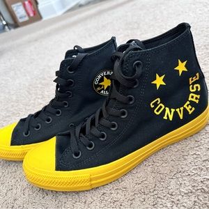 Men Converse Brand New Never Worn